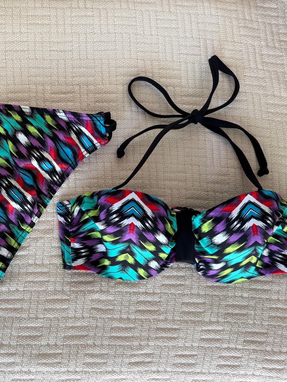 Bruno Banani 30B XS European German summer swim Multicolor Print Bikini Set NWOT